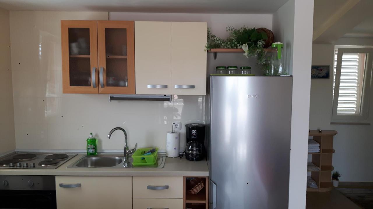 Seaview & Balcony Apartment Petra Jadrija Exterior photo