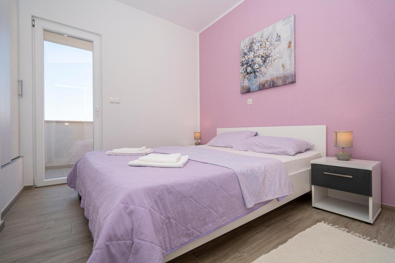 Seaview & Balcony Apartment Petra Jadrija Exterior photo